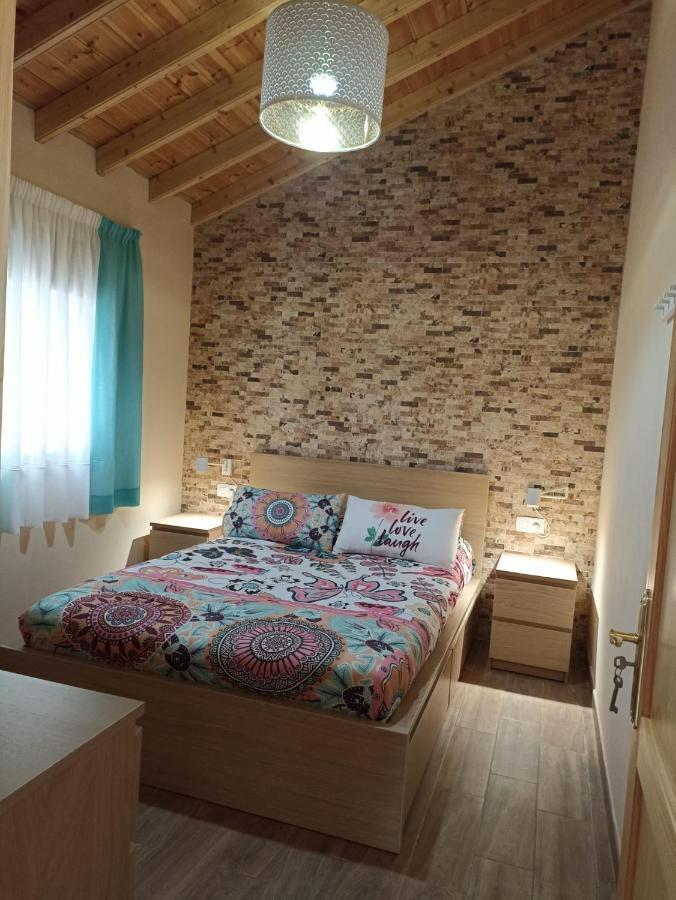 Casa Las Ninas Alojera Bagian luar foto