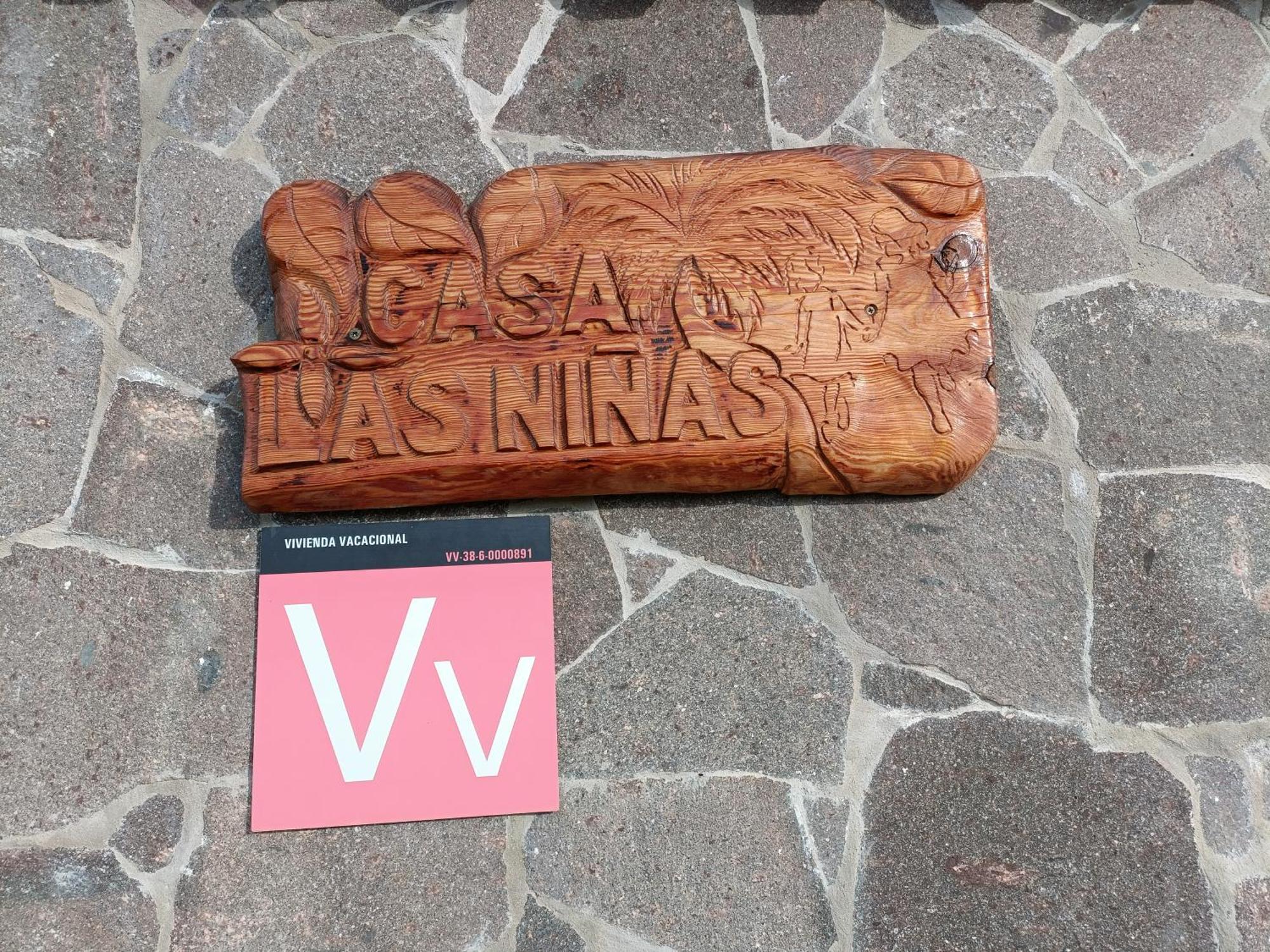 Casa Las Ninas Alojera Bagian luar foto